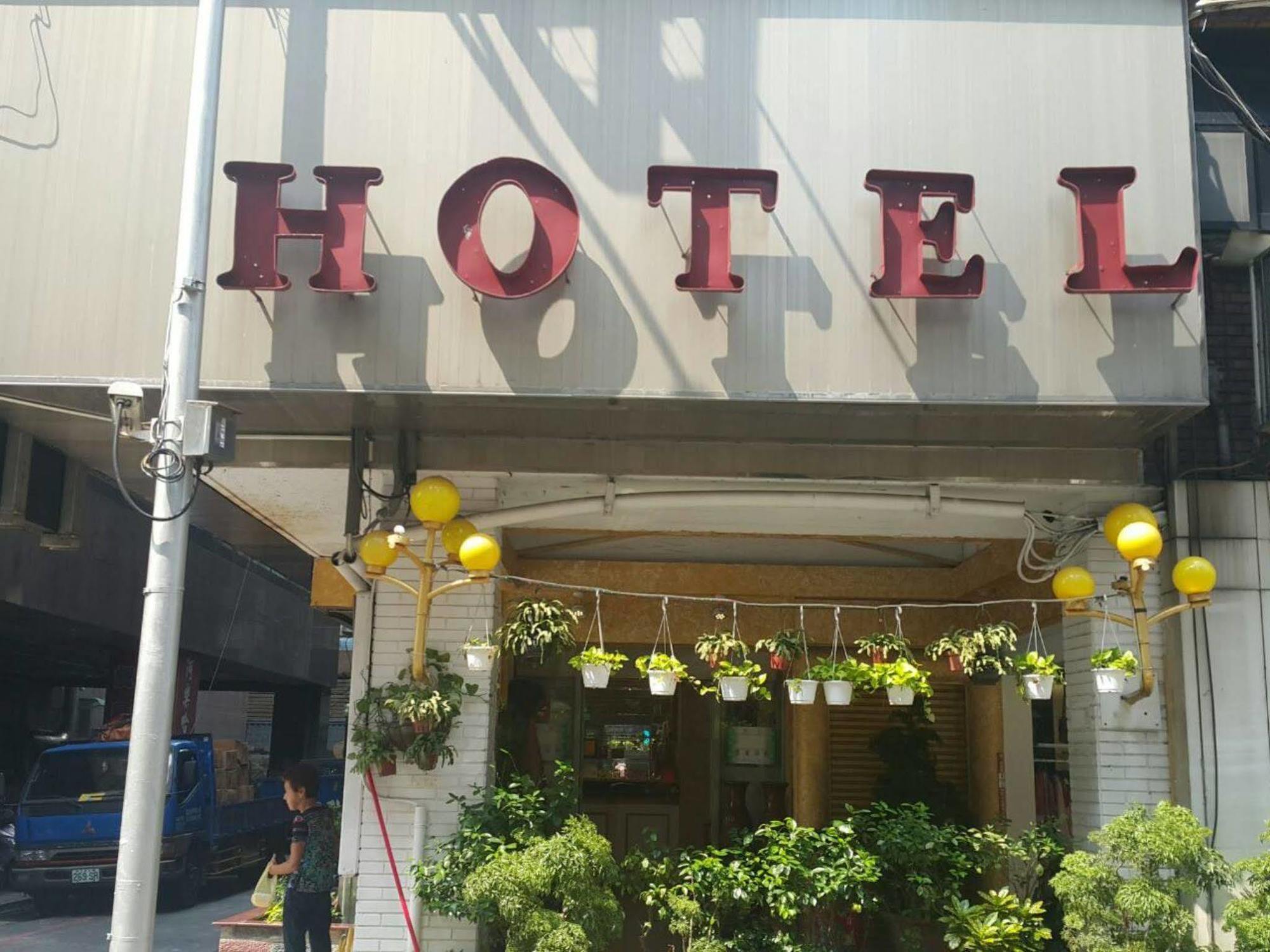 Aloha Hotel Csilung Kültér fotó